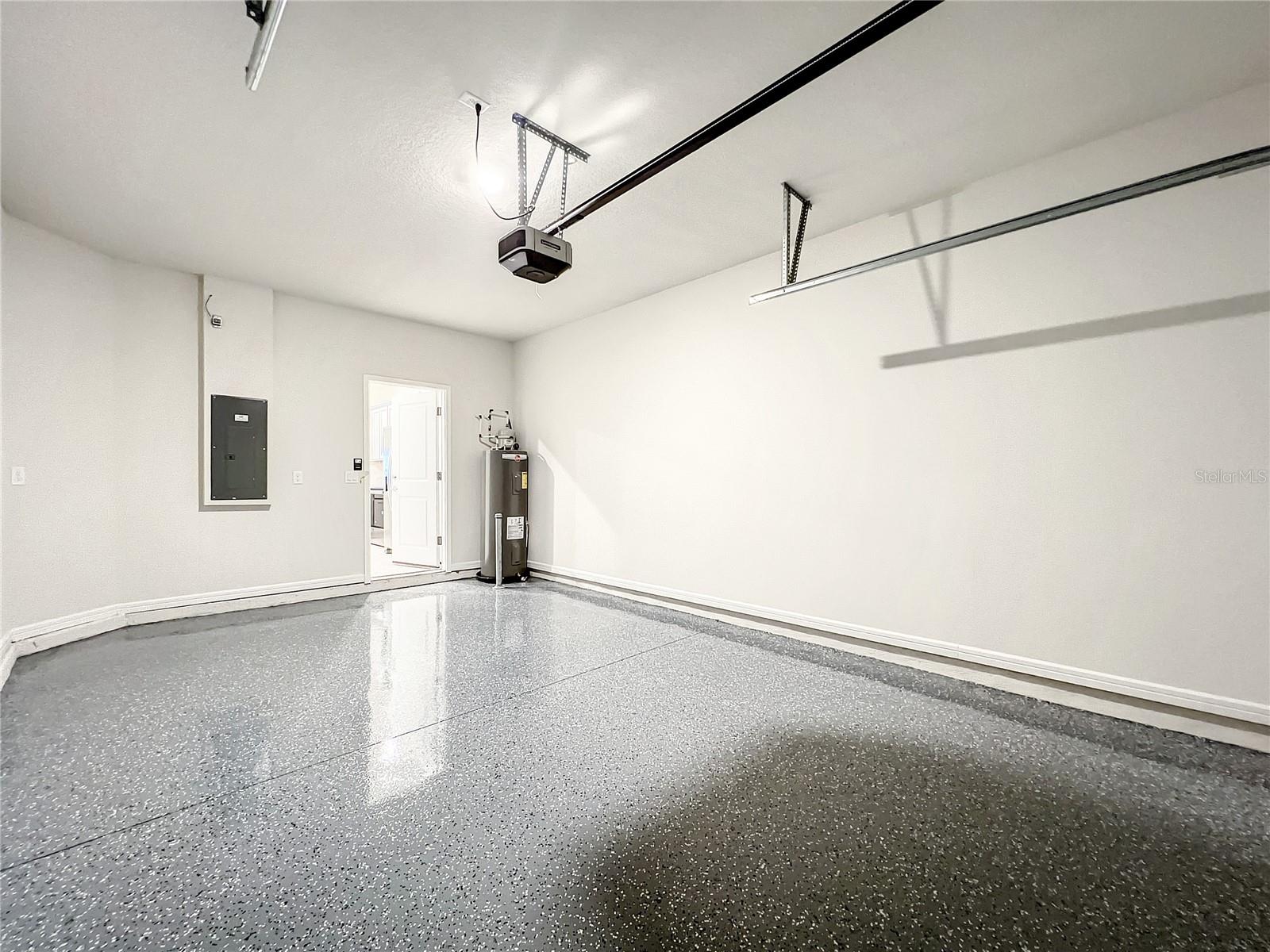 Listing photo id 28 for 2021 Canny Cove