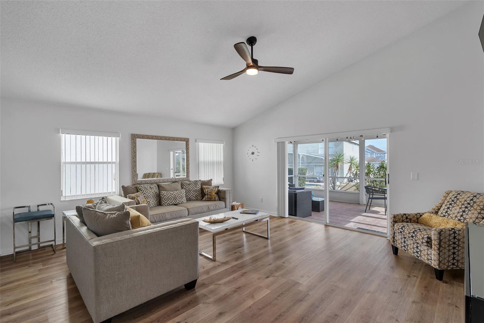 Image 12 of 47 For 412 Downing Circle