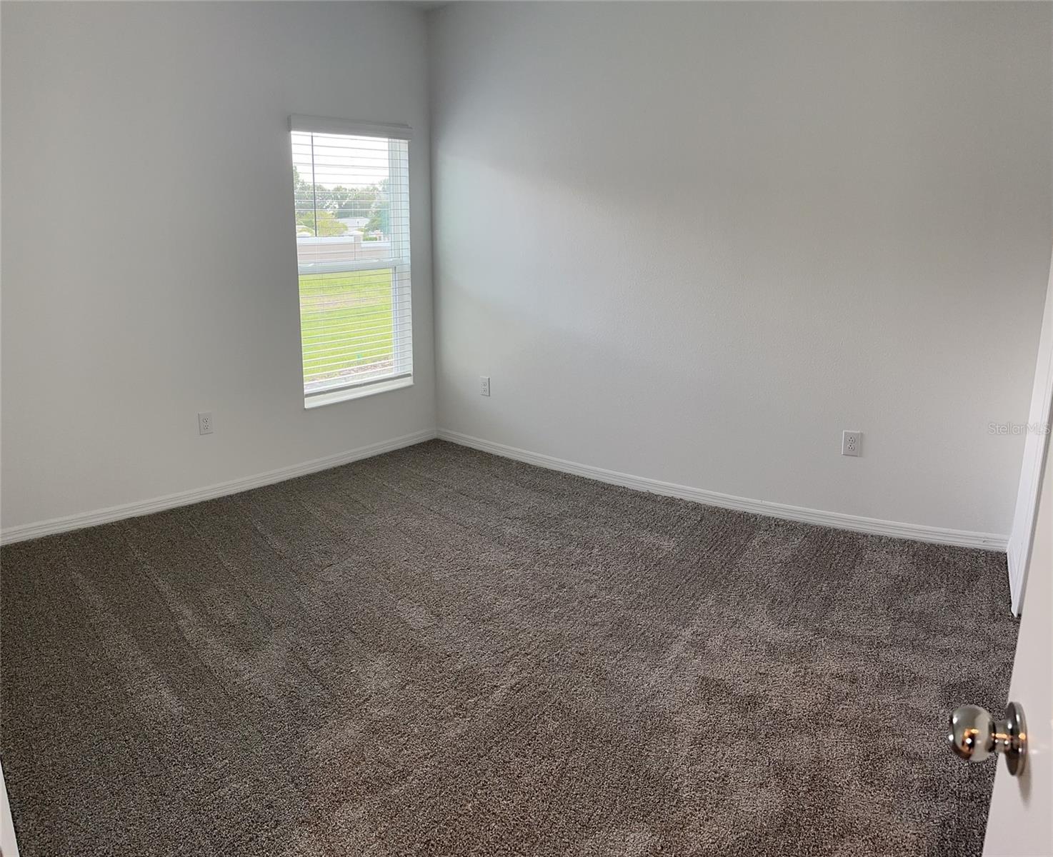 Image 3 of 14 For 429 Singing Sands Circle