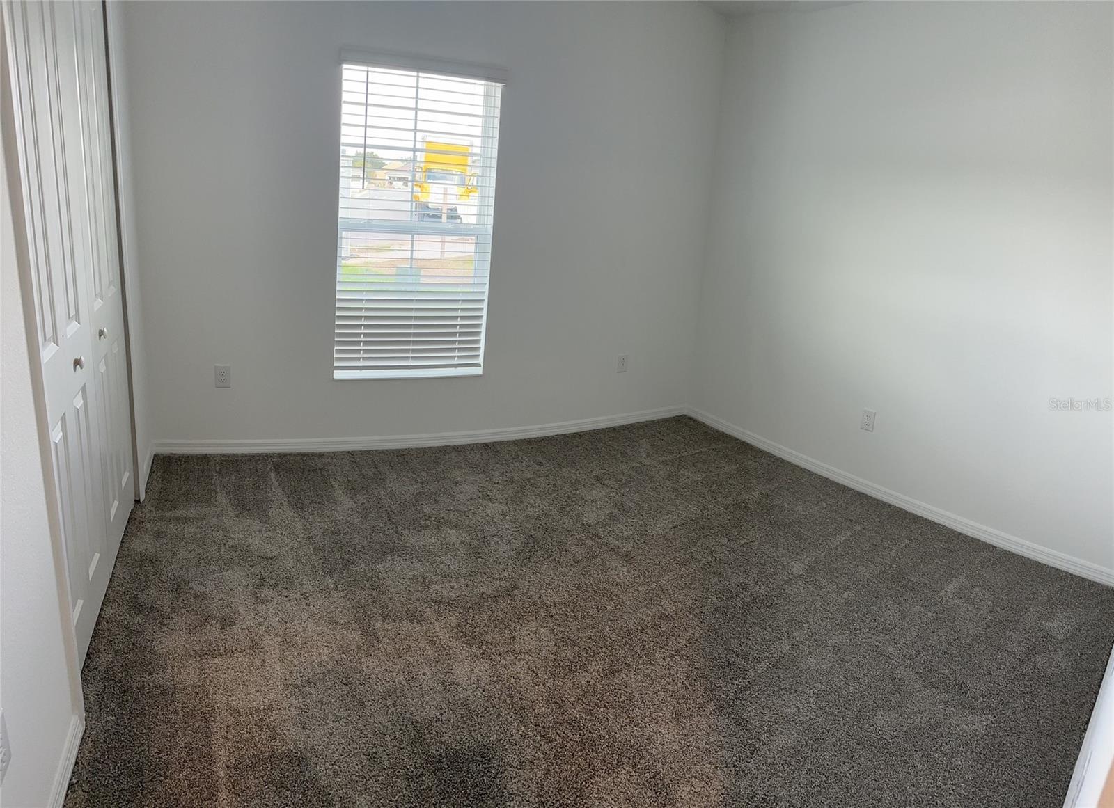 Image 4 of 14 For 429 Singing Sands Circle