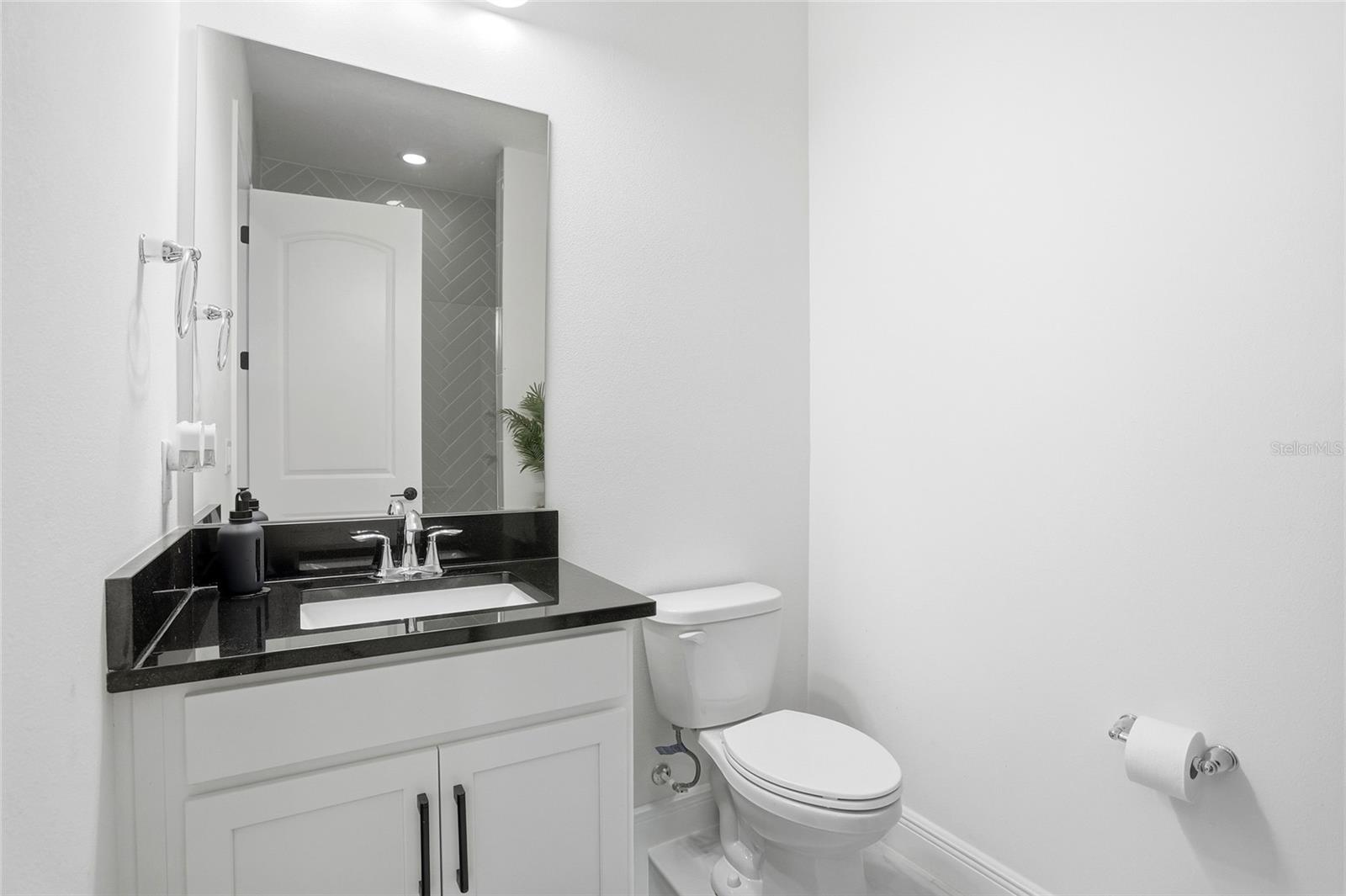 Image 23 of 65 For 5170 Buttonsage Drive