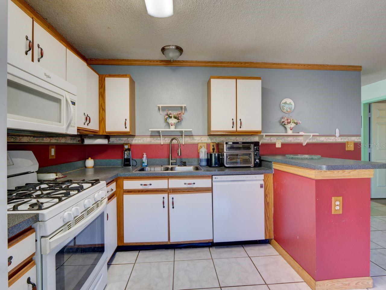 Image 6 of 25 For 153 Rollins Drive