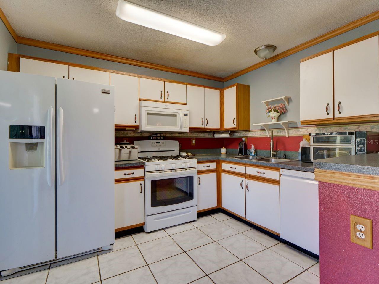 Image 7 of 25 For 153 Rollins Drive