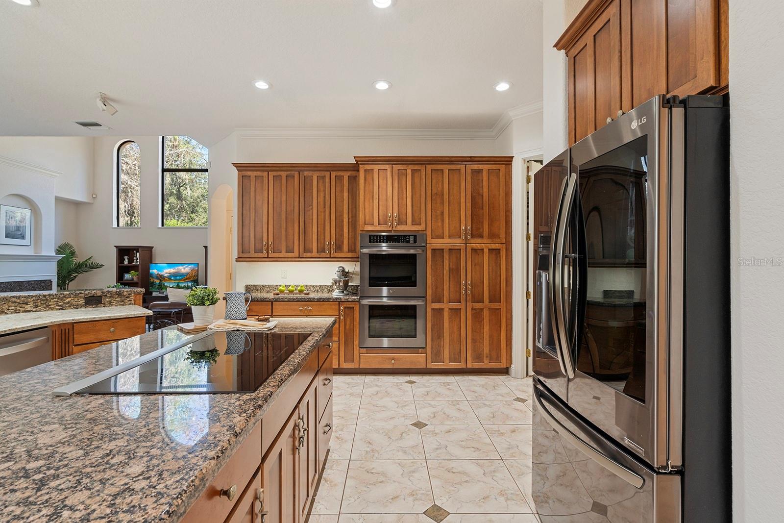 Image 23 of 78 For 2360 Kildare Drive