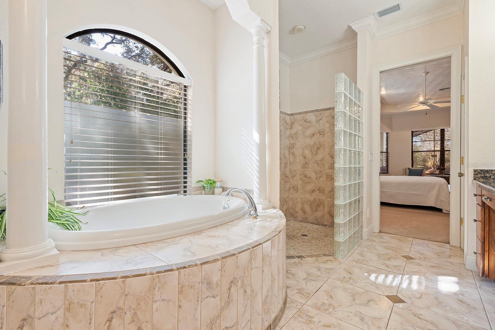 Image 33 of 78 For 2360 Kildare Drive