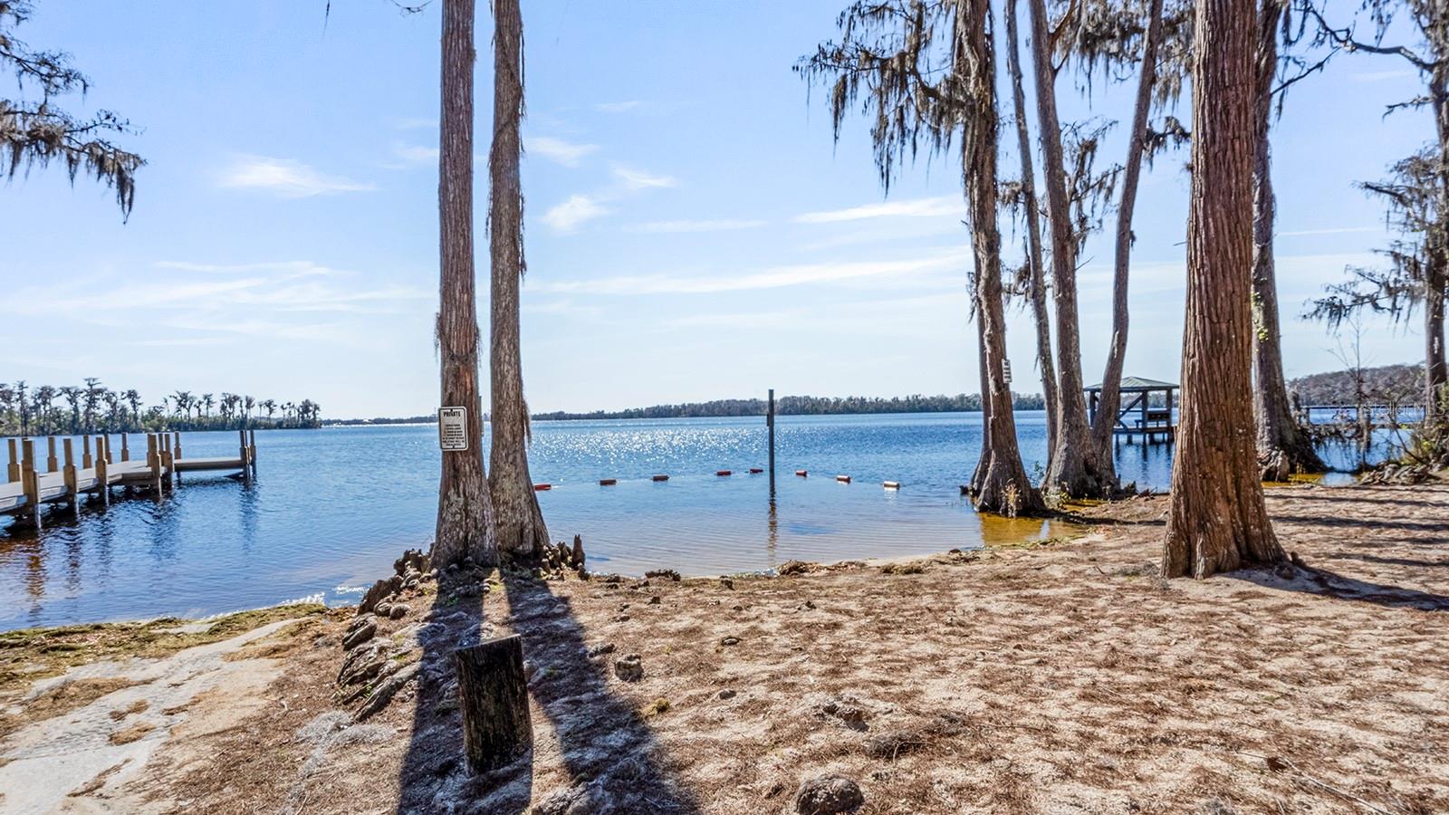 Image 72 of 78 For 2360 Kildare Drive