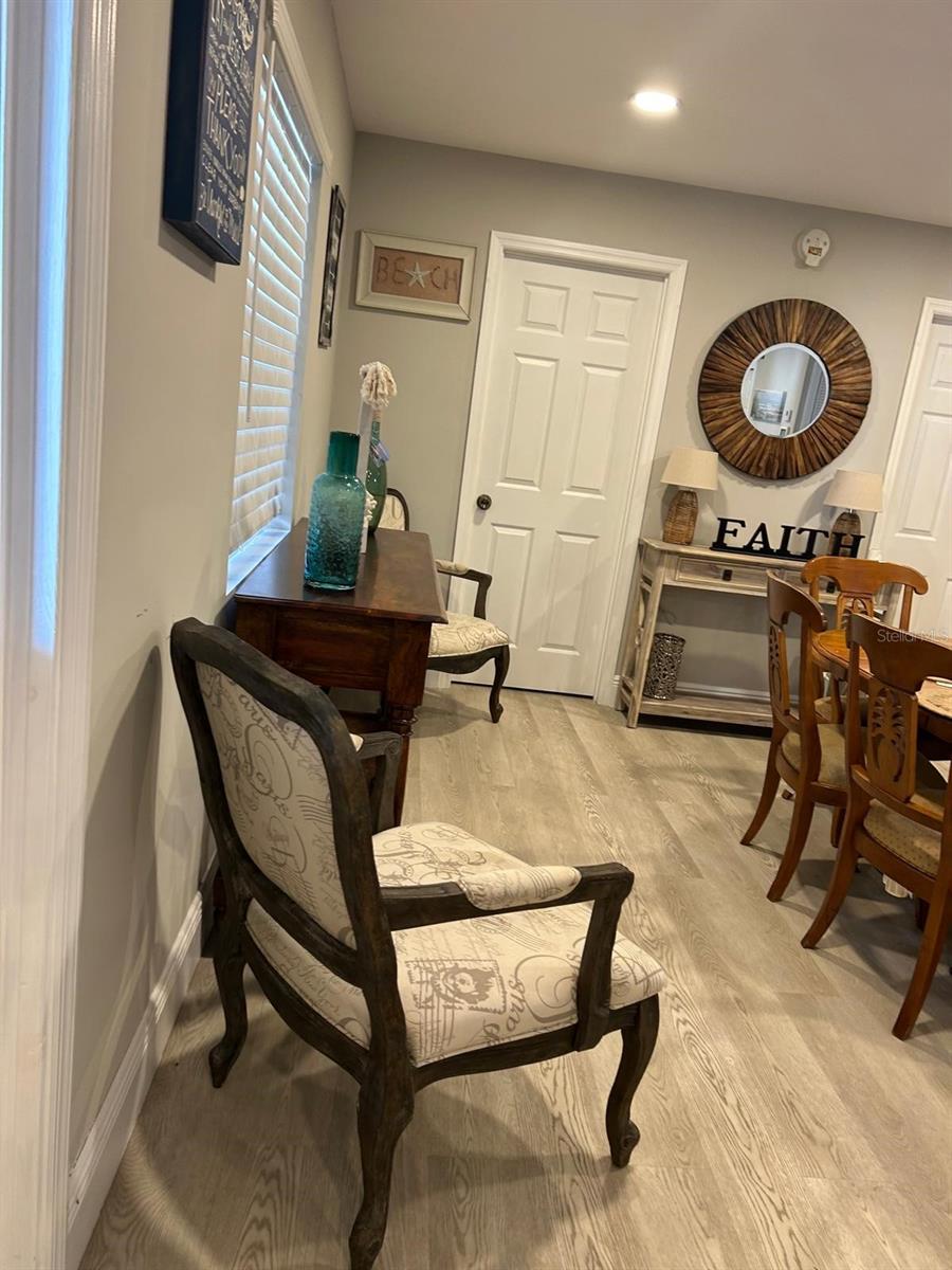 Image 14 of 68 For 244 Lexington Drive