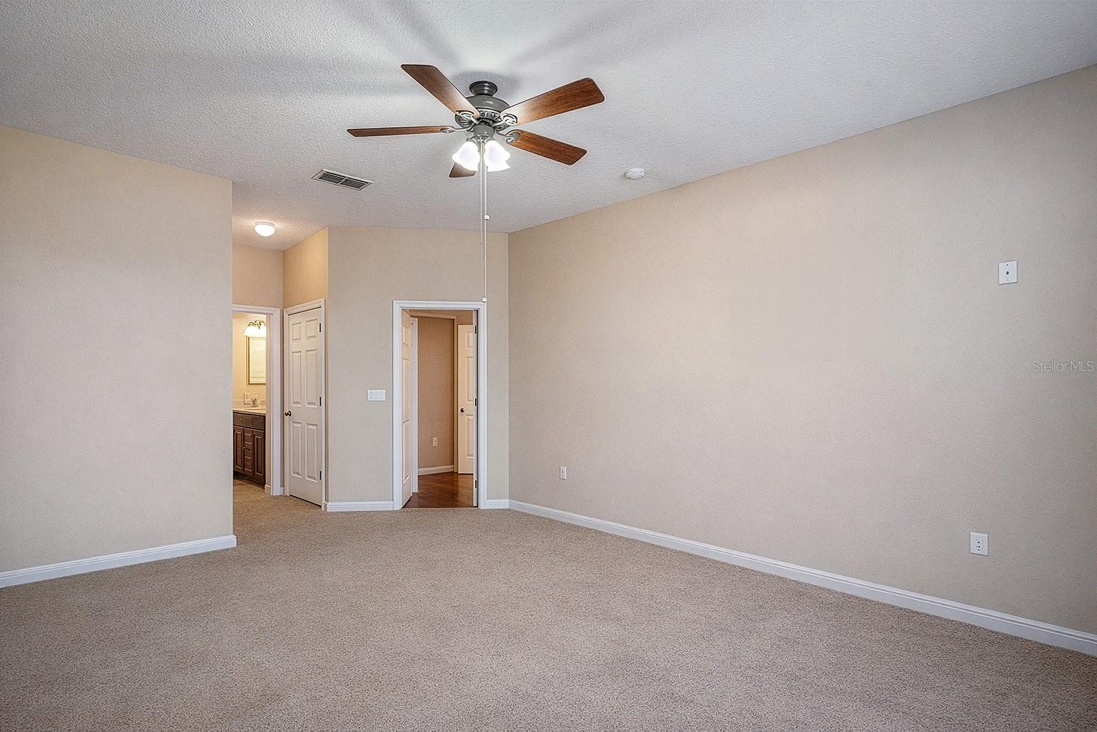 Image 16 of 27 For 22019 Belgian Court