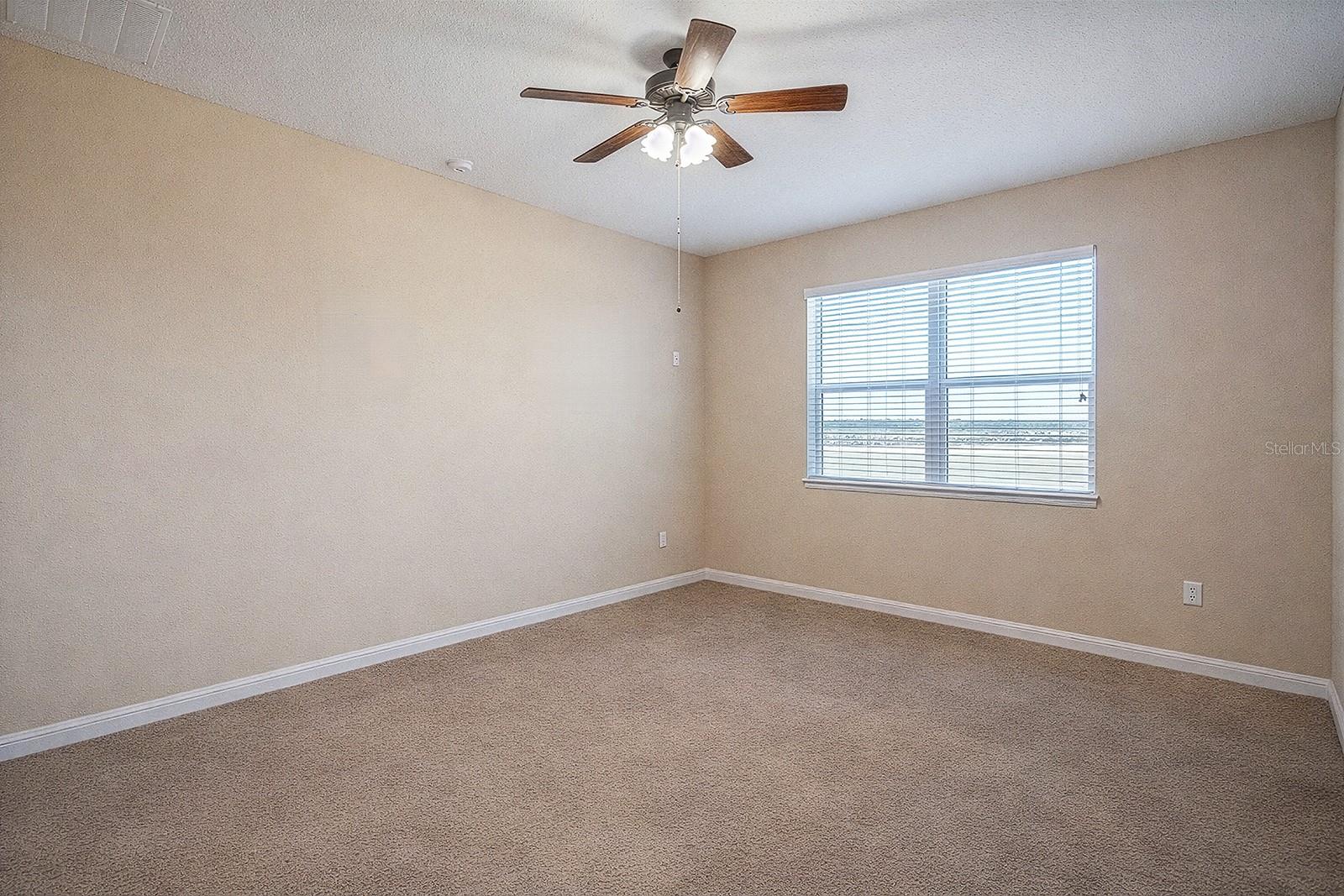 Image 18 of 27 For 22019 Belgian Court