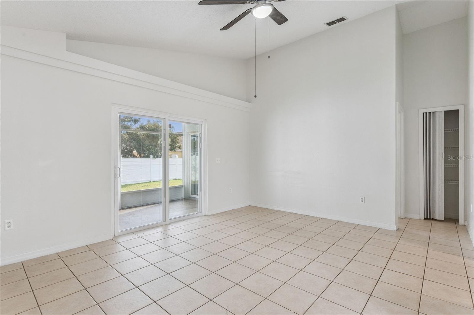 Image 11 of 45 For 905 Woodsong Way