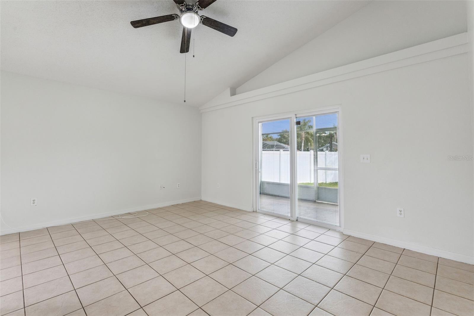 Image 17 of 45 For 905 Woodsong Way