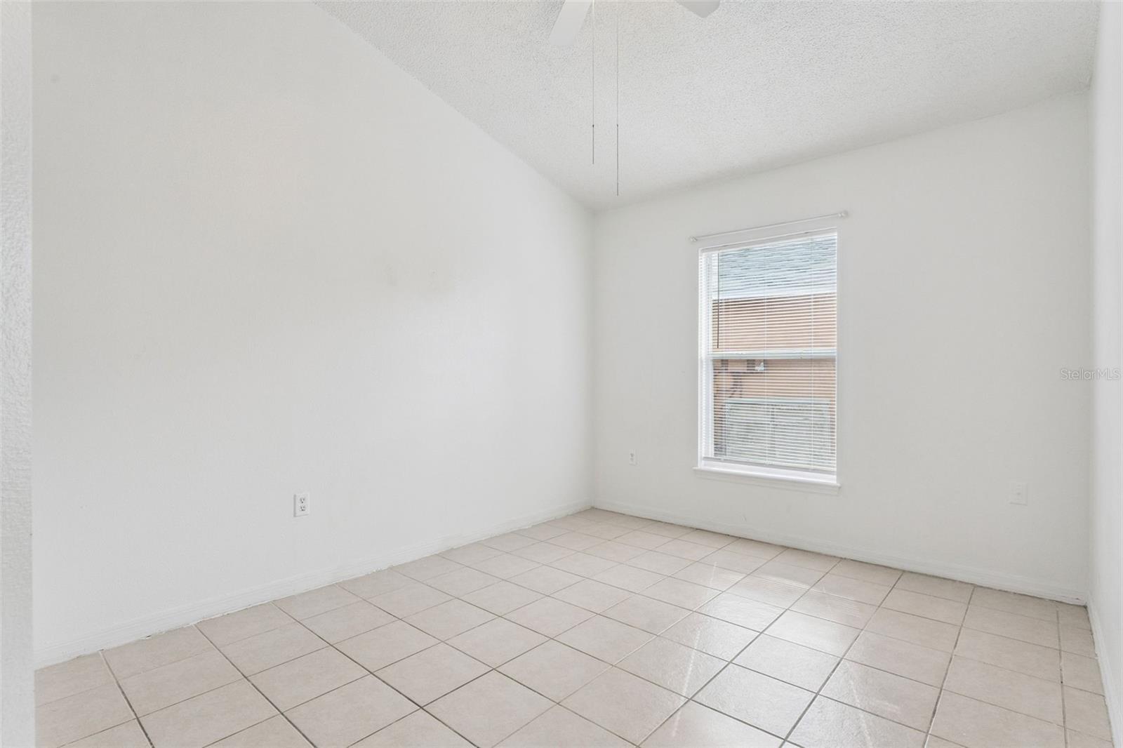 Image 27 of 45 For 905 Woodsong Way