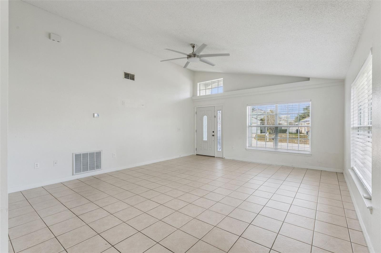 Image 6 of 45 For 905 Woodsong Way