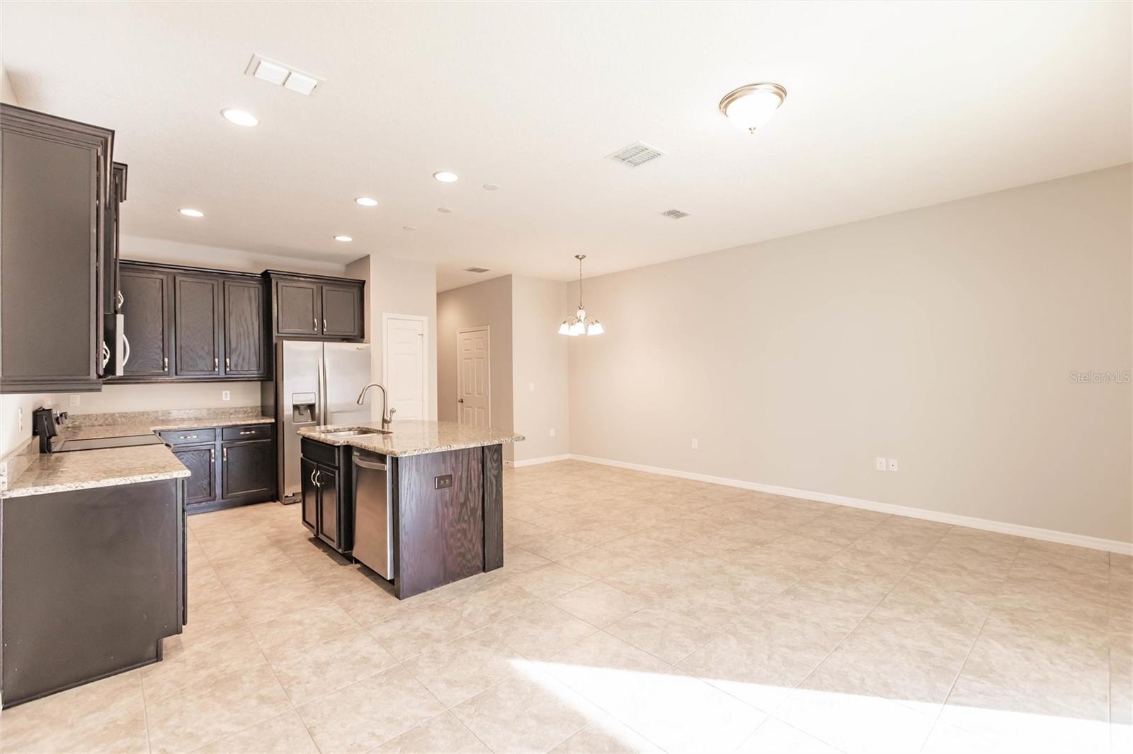 Image 10 of 44 For 186 Mitchell Crk