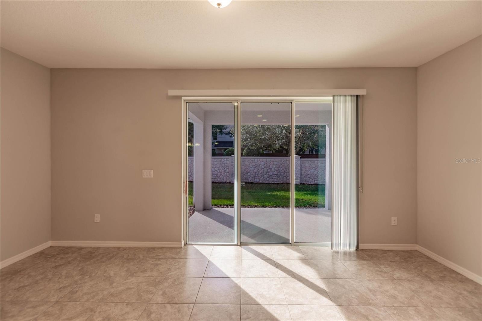 Image 14 of 44 For 186 Mitchell Crk