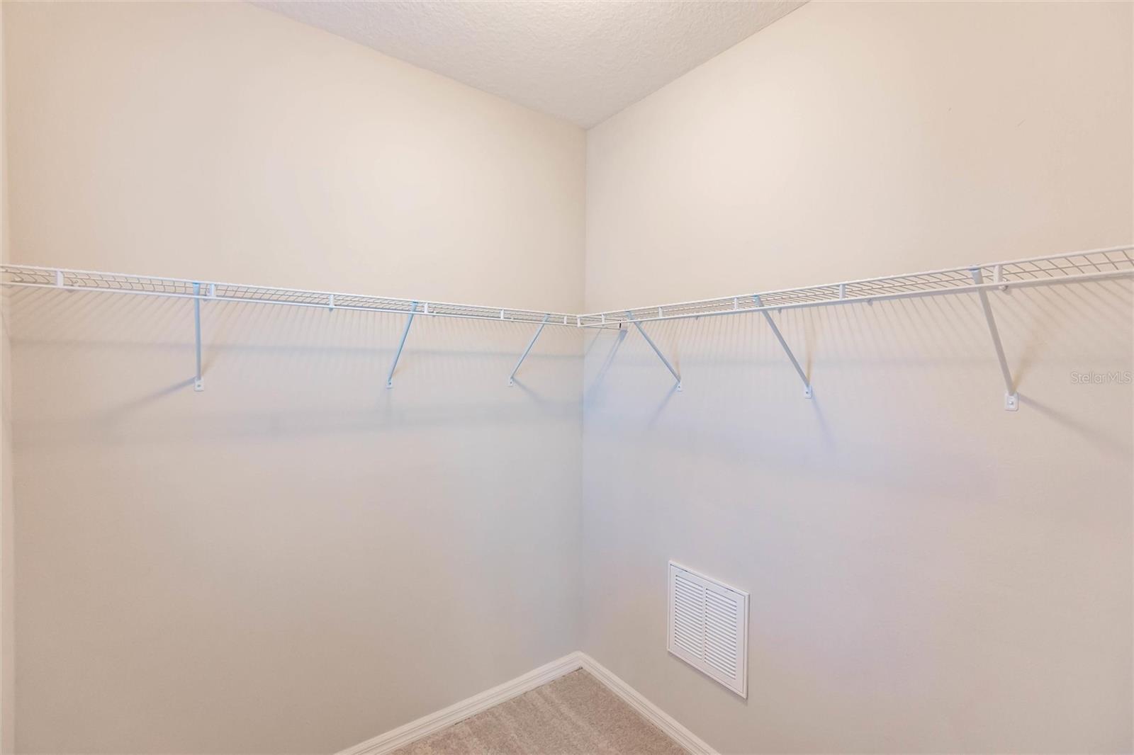 Image 21 of 44 For 186 Mitchell Crk