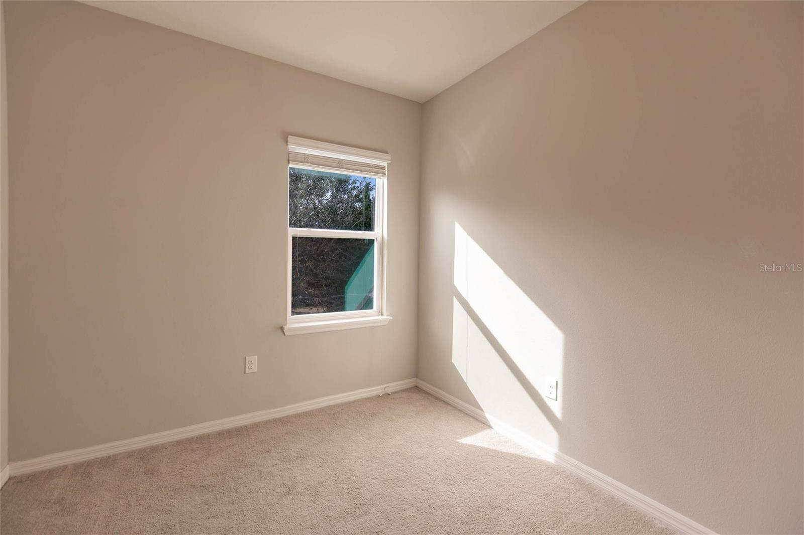 Image 27 of 44 For 186 Mitchell Crk