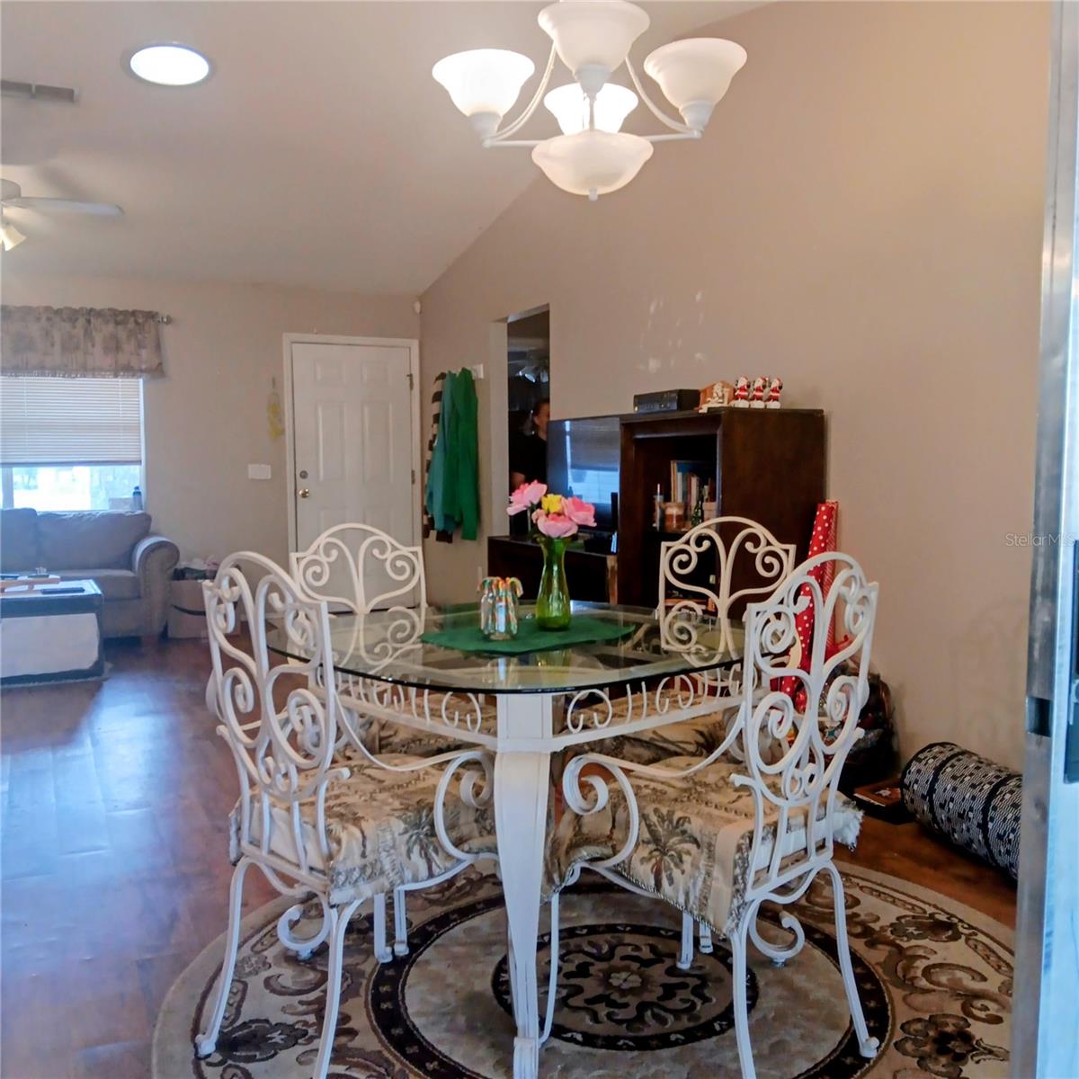 Image 10 of 26 For 719 Oak Lane