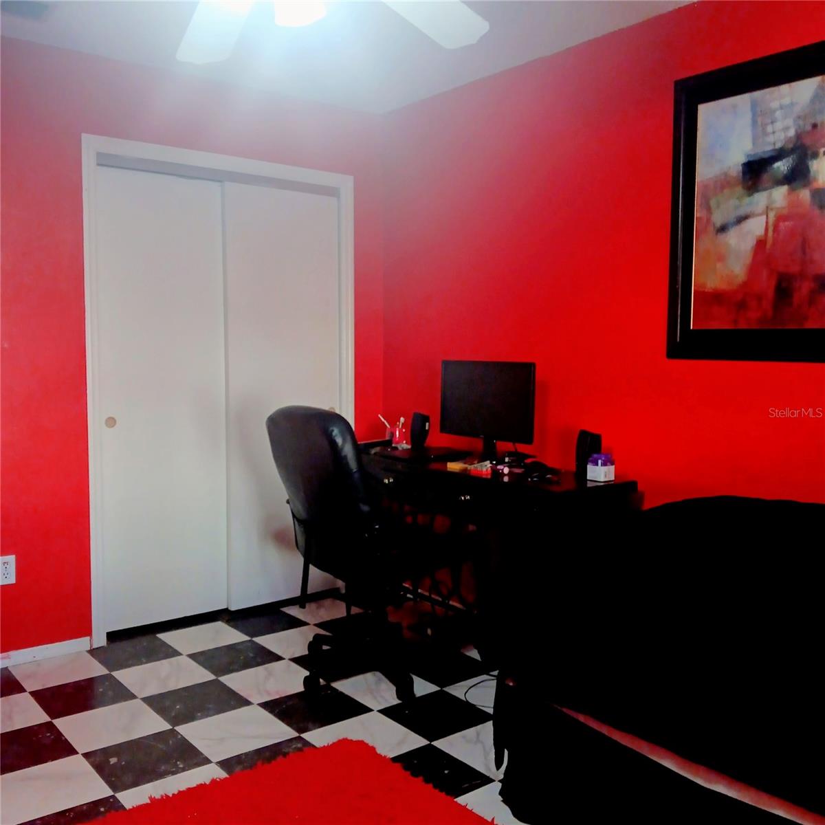 Image 16 of 26 For 719 Oak Lane