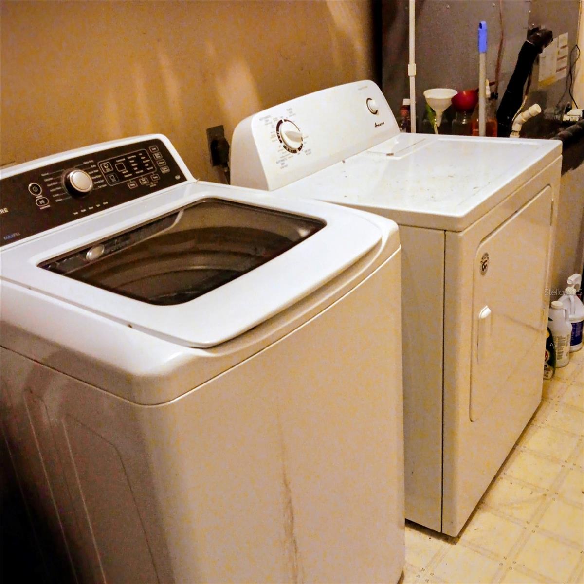 Image 23 of 26 For 719 Oak Lane