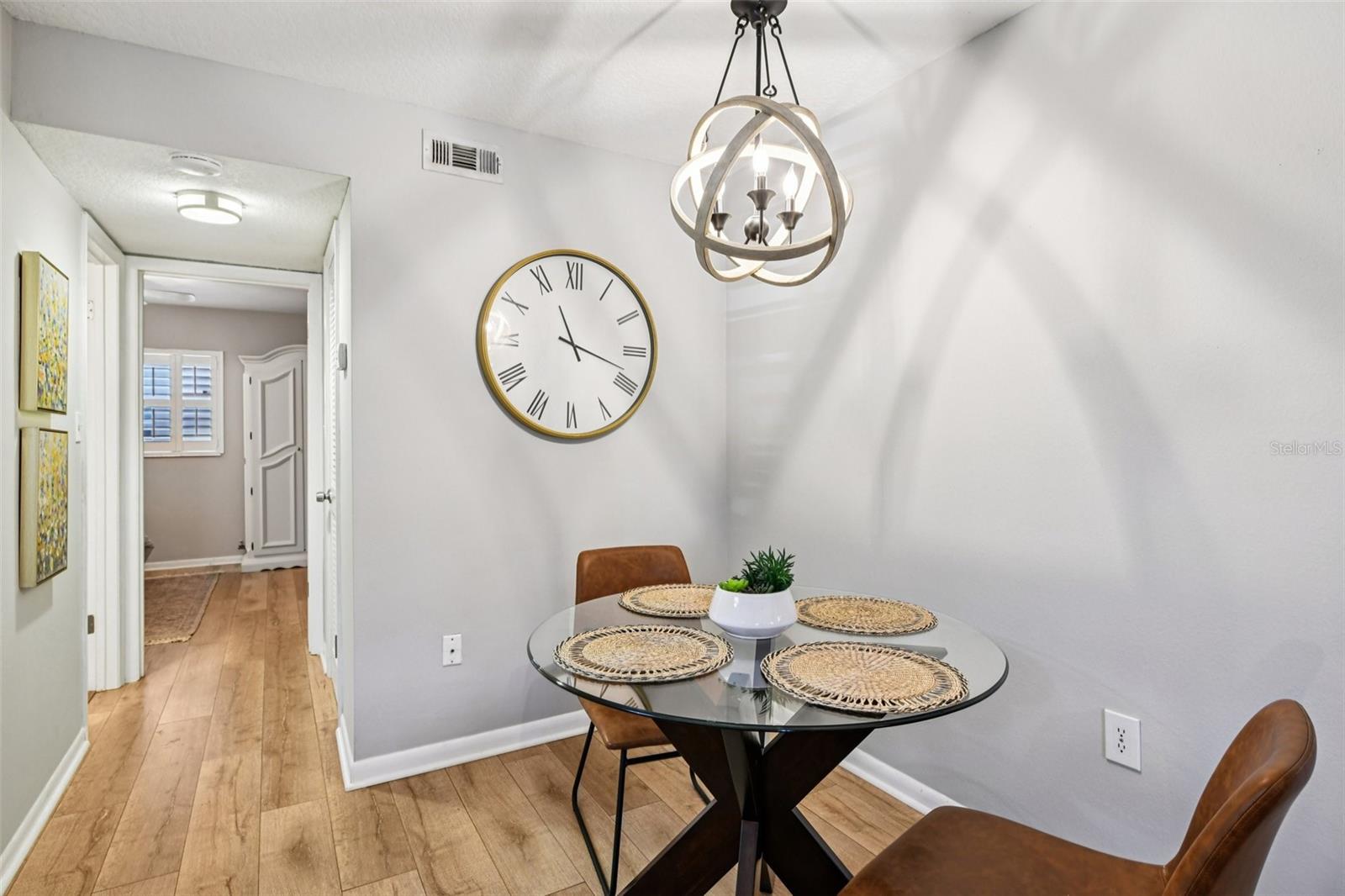 Image 12 of 27 For 2500 Lee Road 110