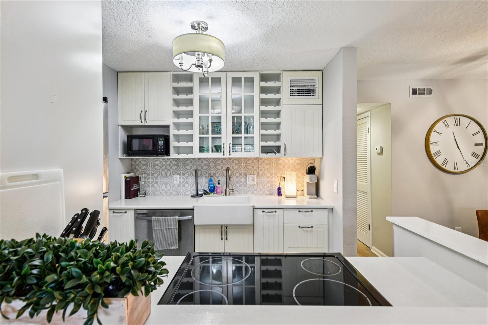 Image 14 of 27 For 2500 Lee Road 110