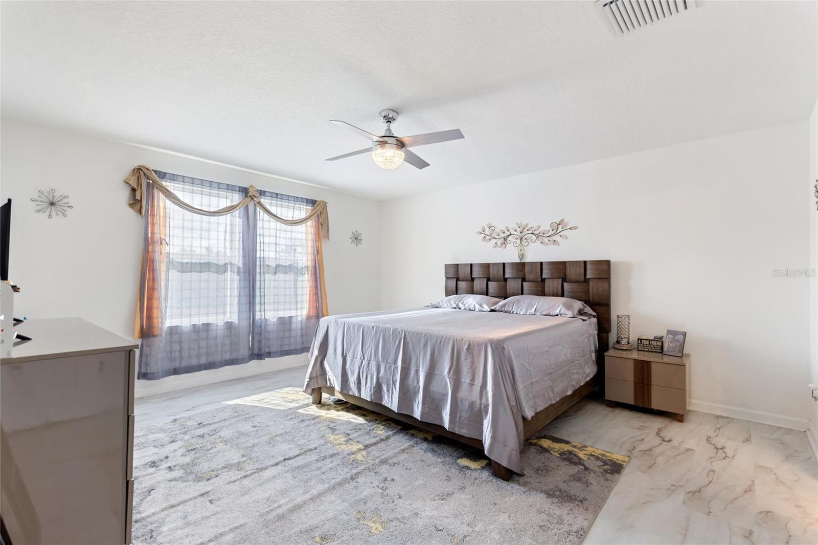 Image 29 of 54 For 3891 Spruce Creek Drive