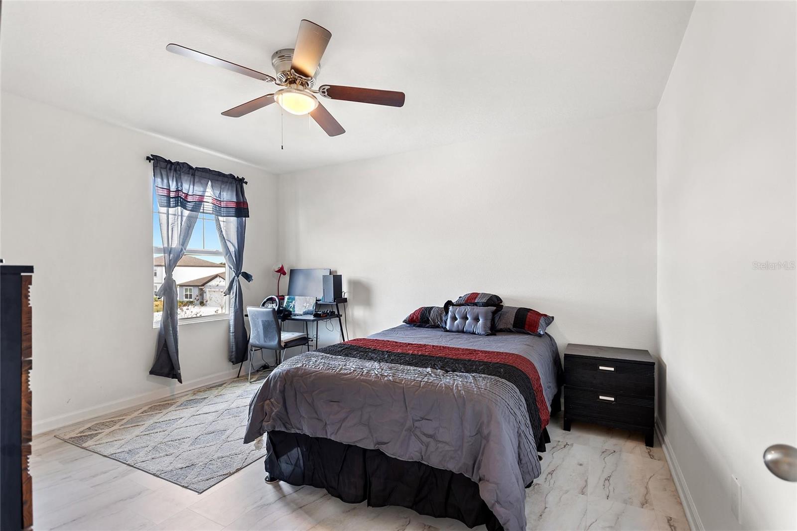 Image 36 of 54 For 3891 Spruce Creek Drive