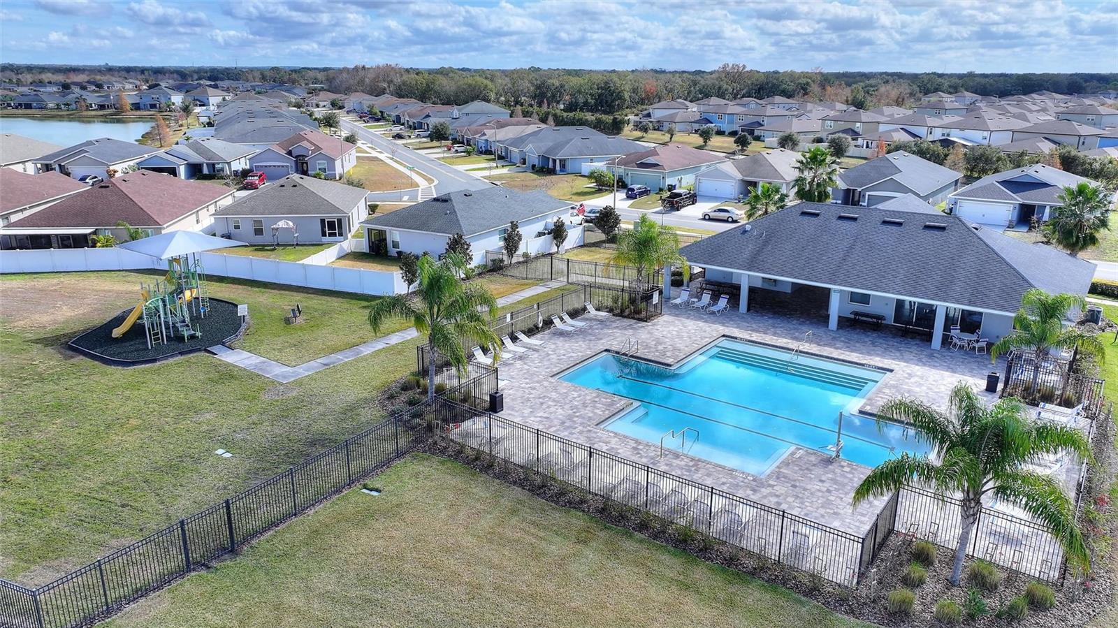 Image 40 of 54 For 3891 Spruce Creek Drive