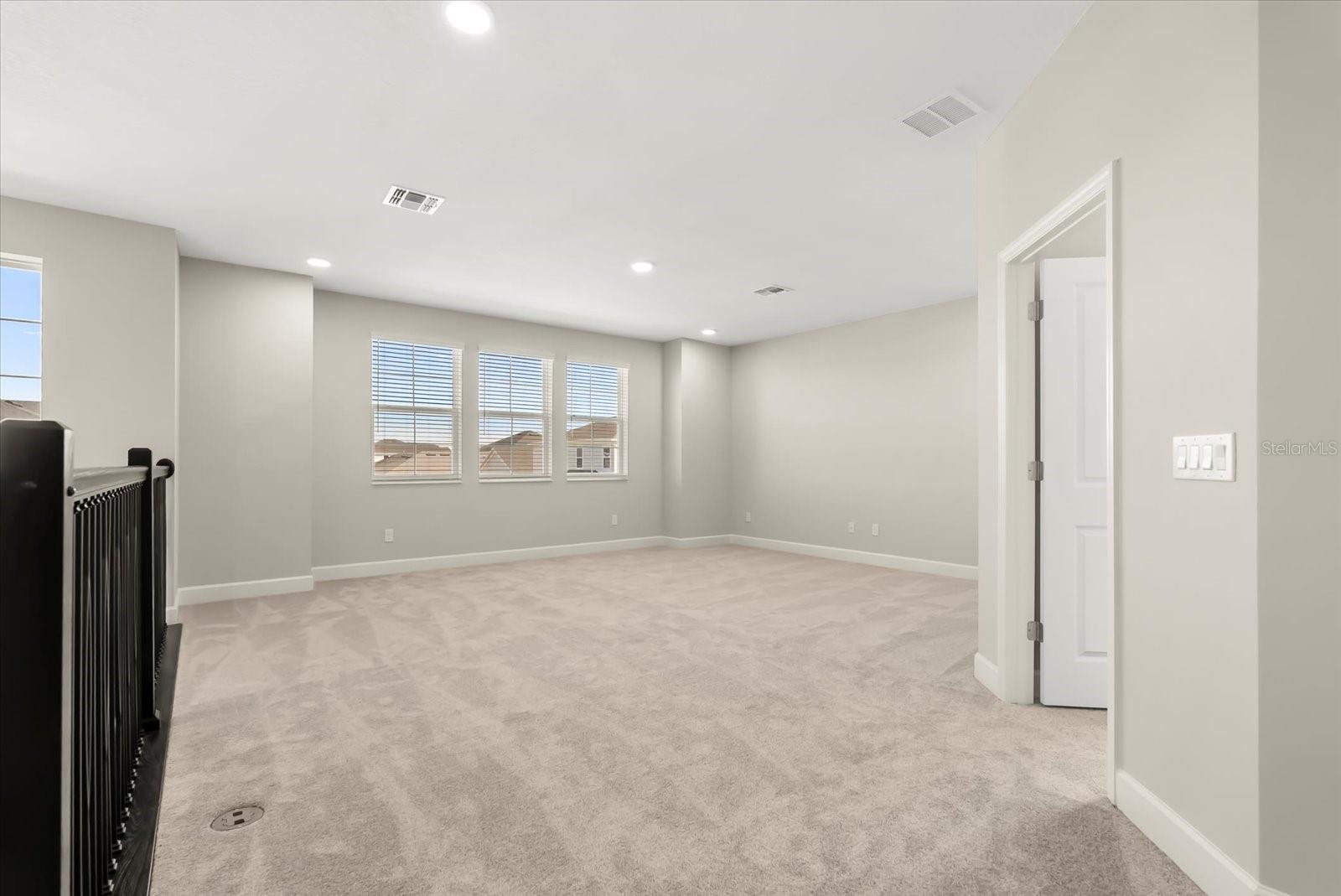 Image 18 of 36 For 1320 Hyde Street