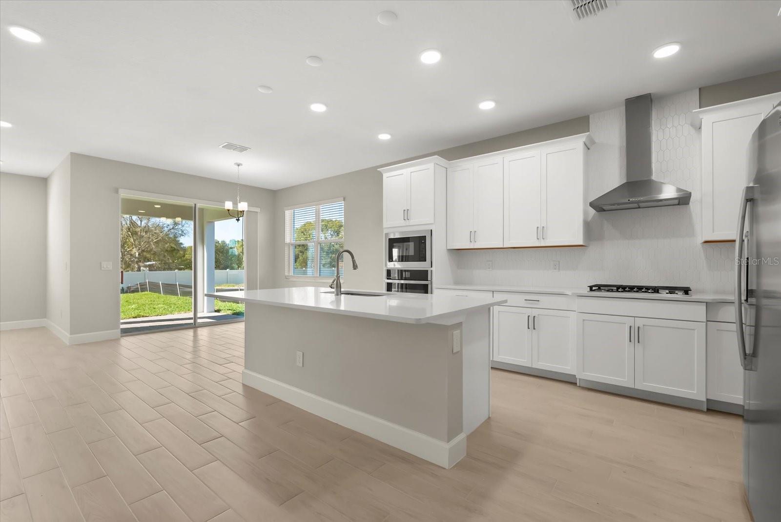 Image 7 of 36 For 1320 Hyde Street