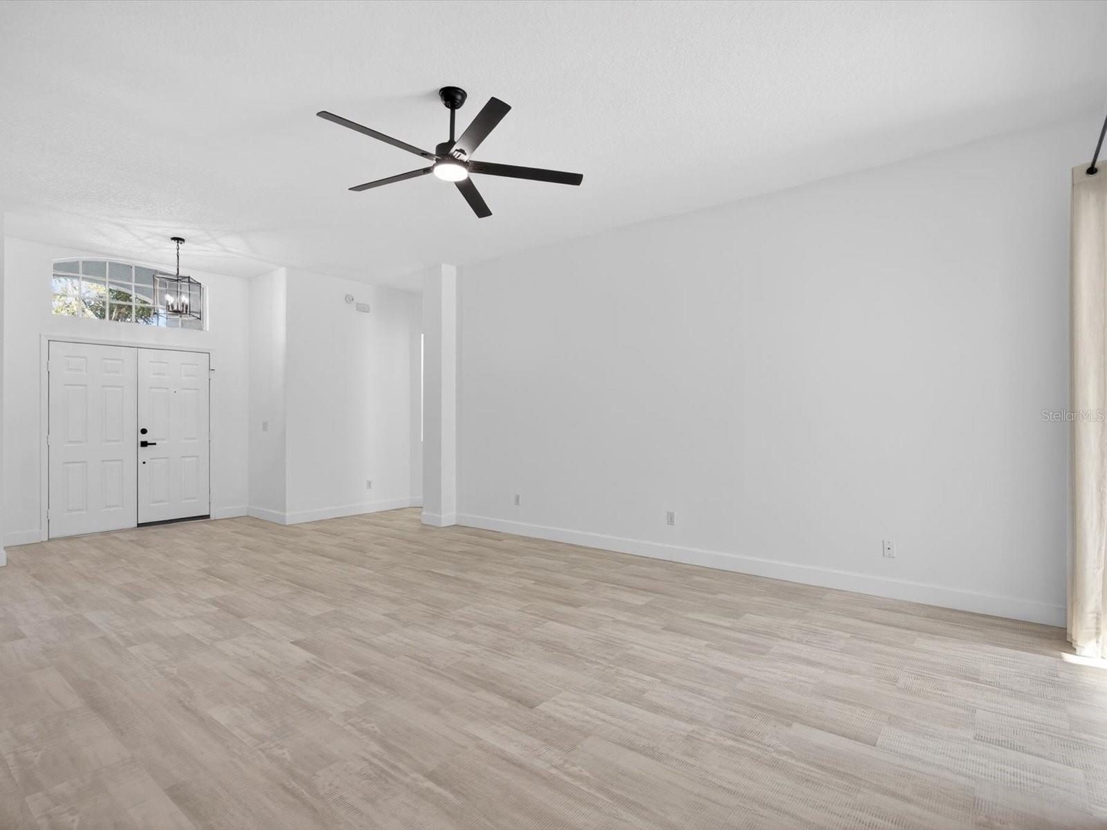 Image 13 of 47 For 411 Boxwood Drive