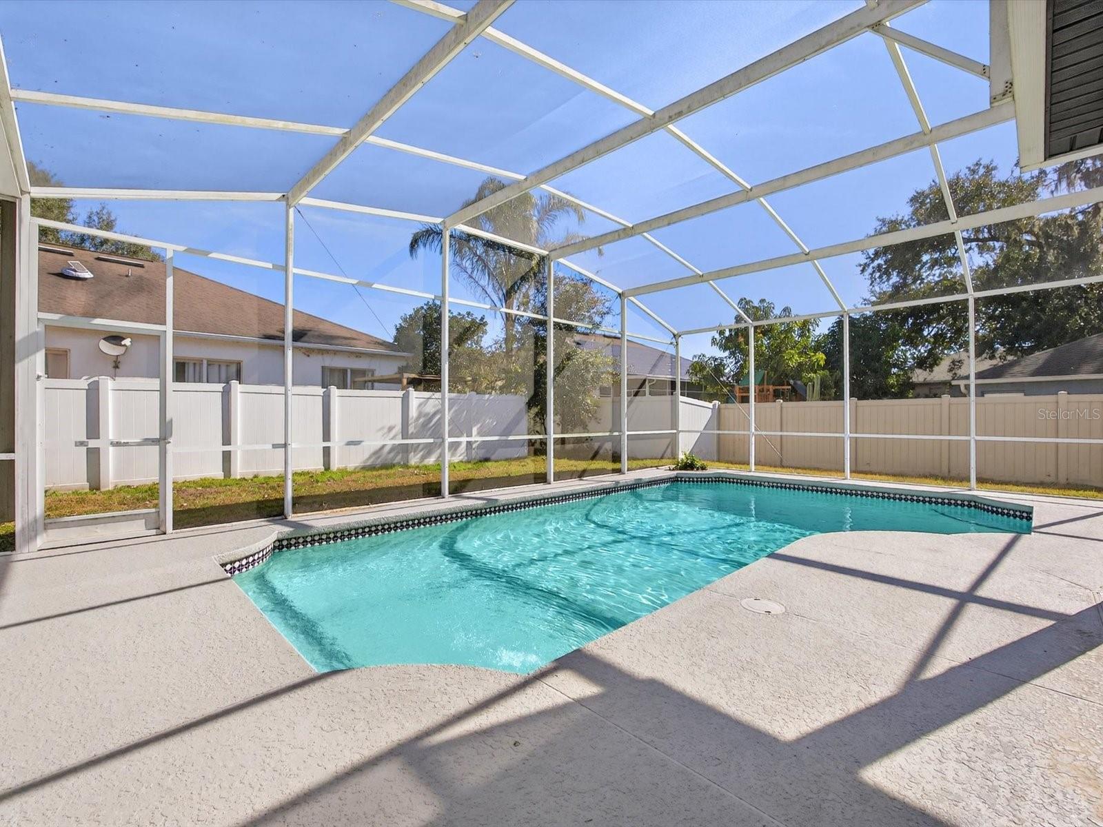 Image 35 of 47 For 411 Boxwood Drive