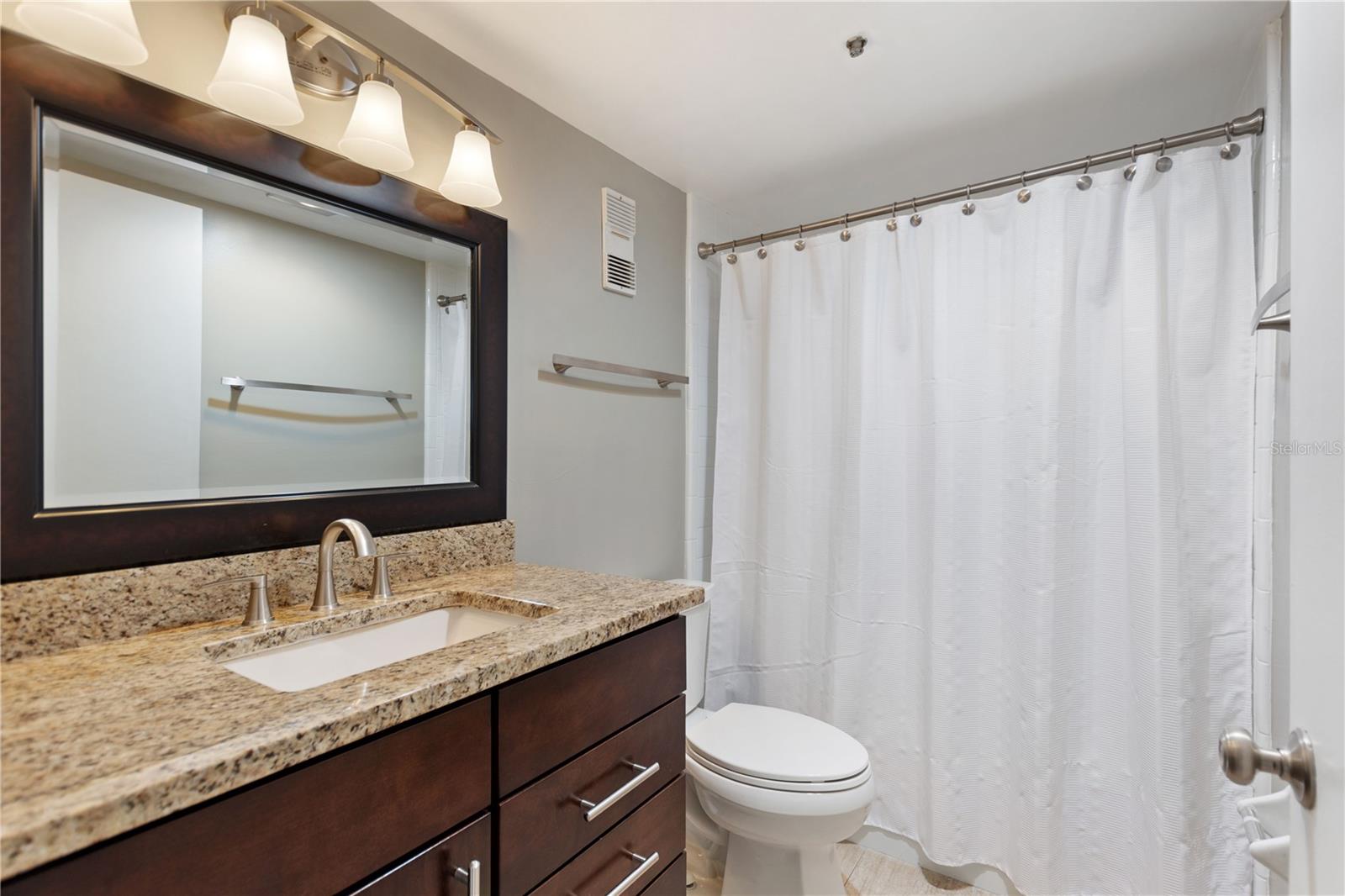 Image 12 of 28 For 974 Michigan Street 974