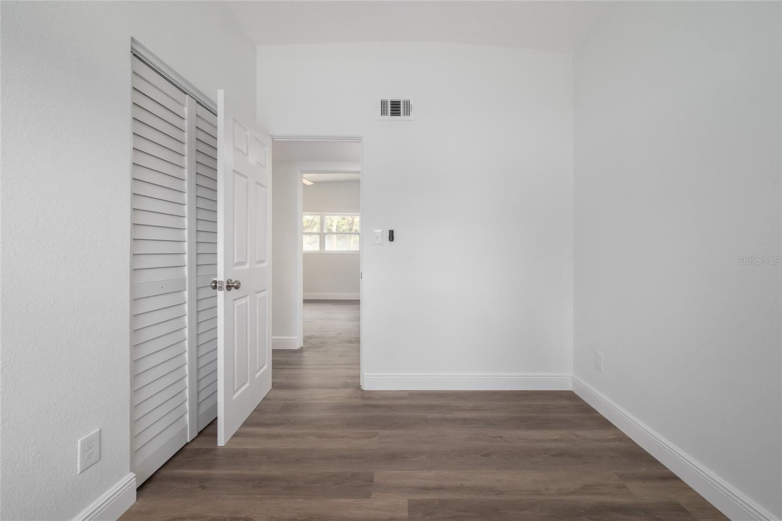 Image 17 of 34 For 1611 Furey Drive