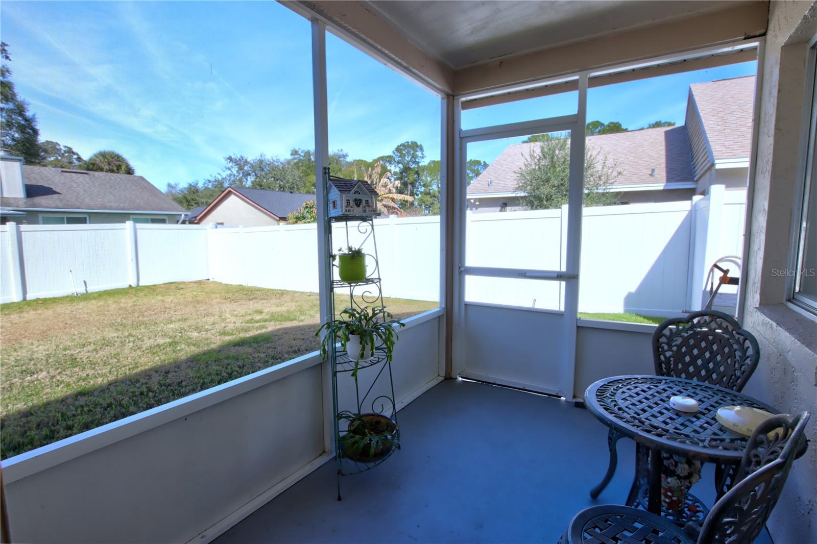 Image 21 of 24 For 877 Heather Glen Circle