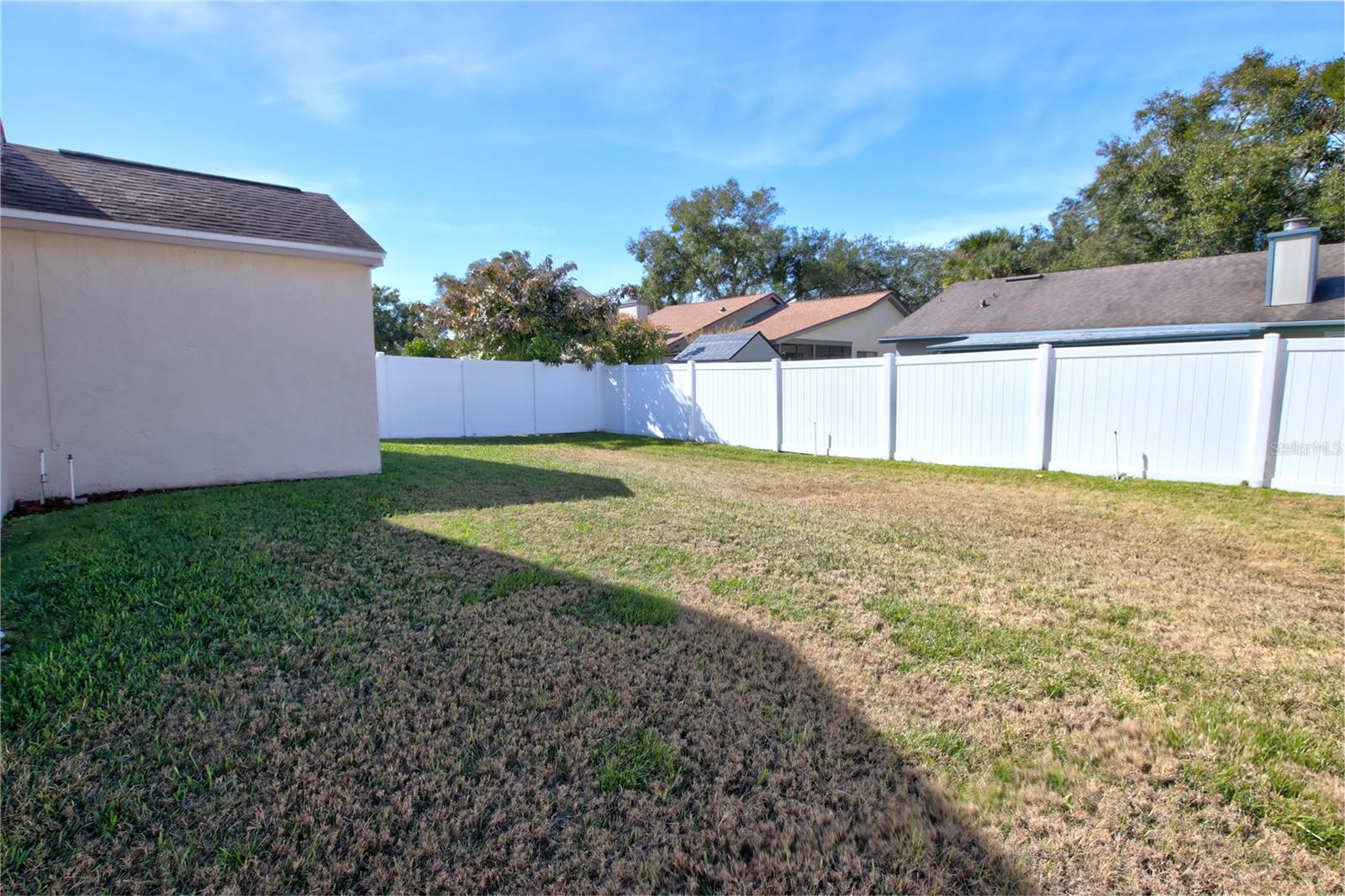 Image 22 of 24 For 877 Heather Glen Circle