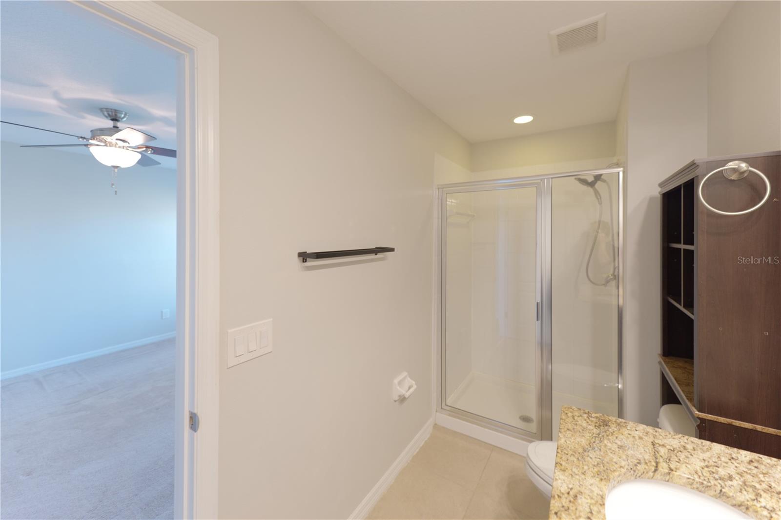 Image 21 of 24 For 600 Northern Way 906