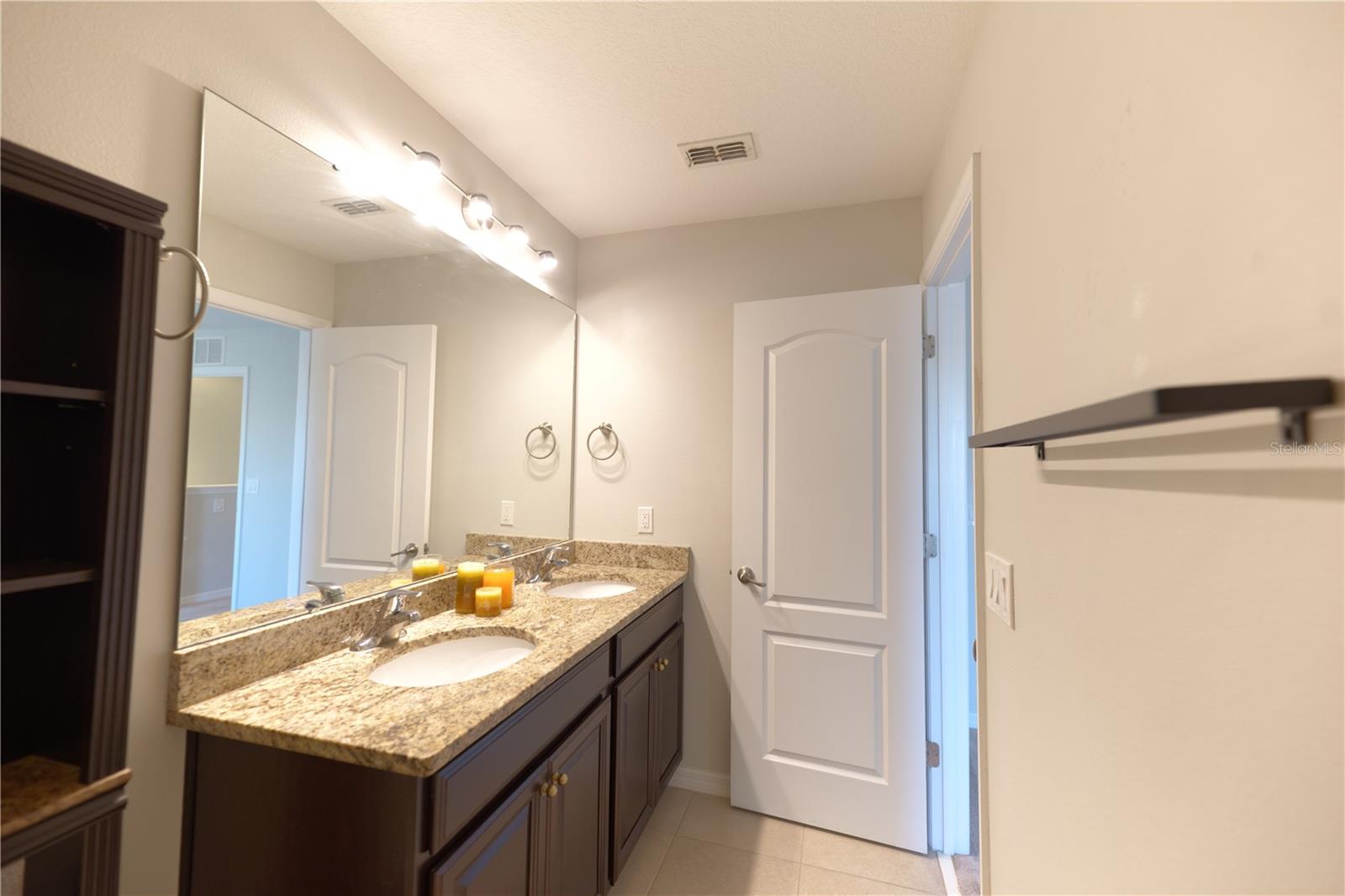 Image 22 of 24 For 600 Northern Way 906