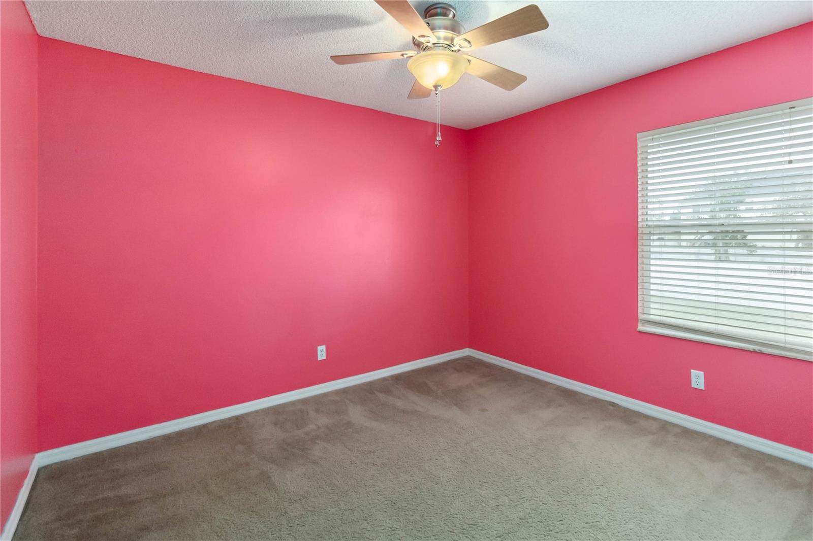 Image 19 of 35 For 1733 Mitten Terrace