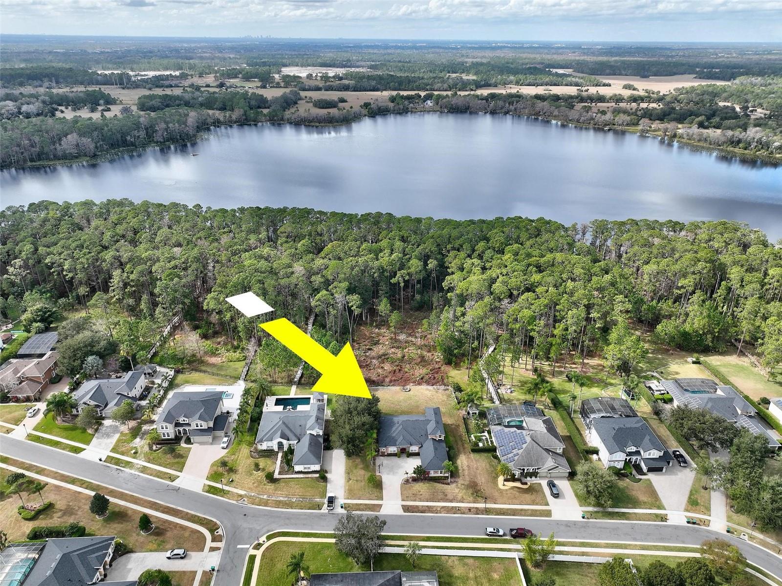 Image 11 of 96 For 2914 Lee Shore Loop