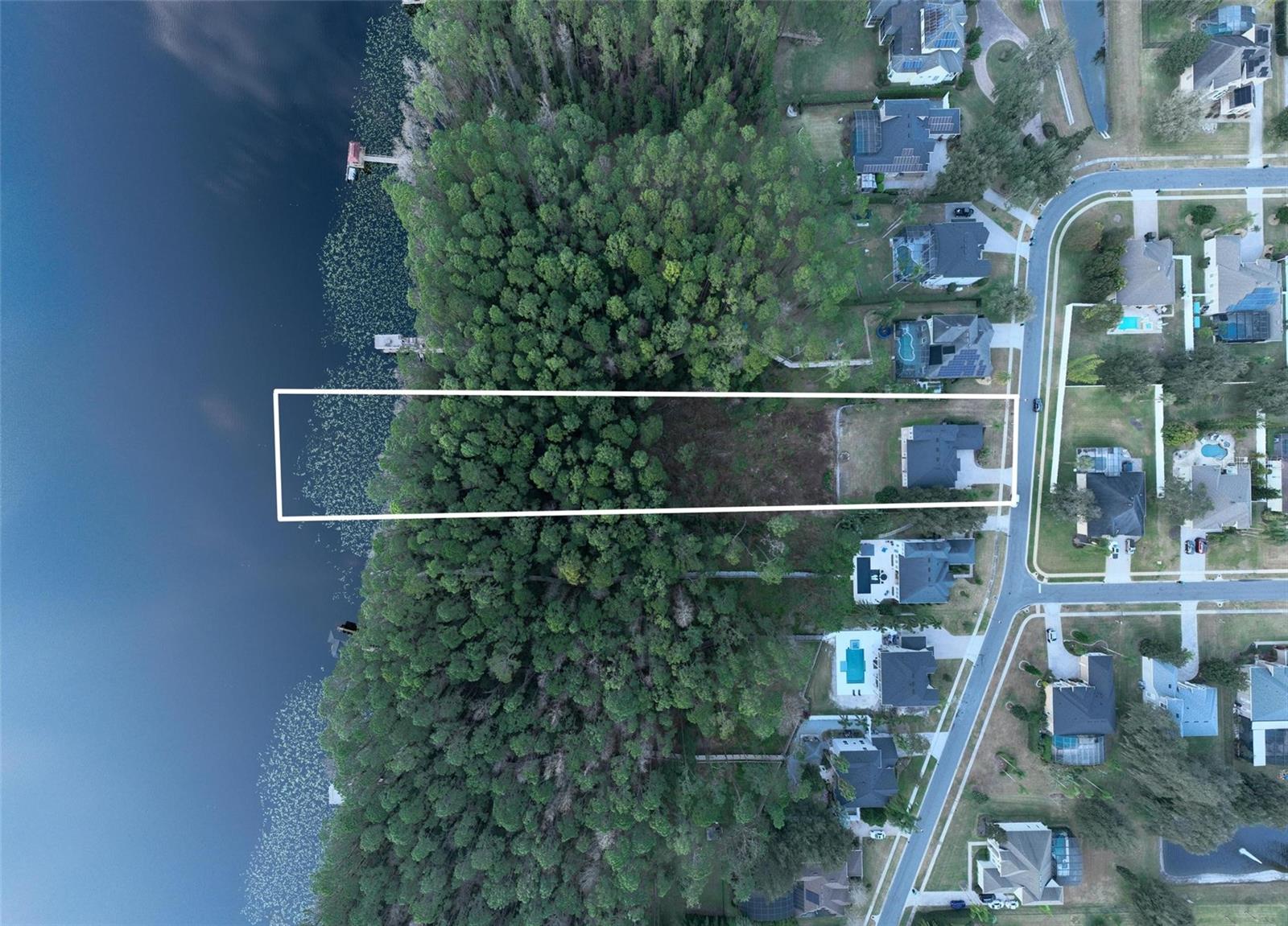 Image 15 of 96 For 2914 Lee Shore Loop