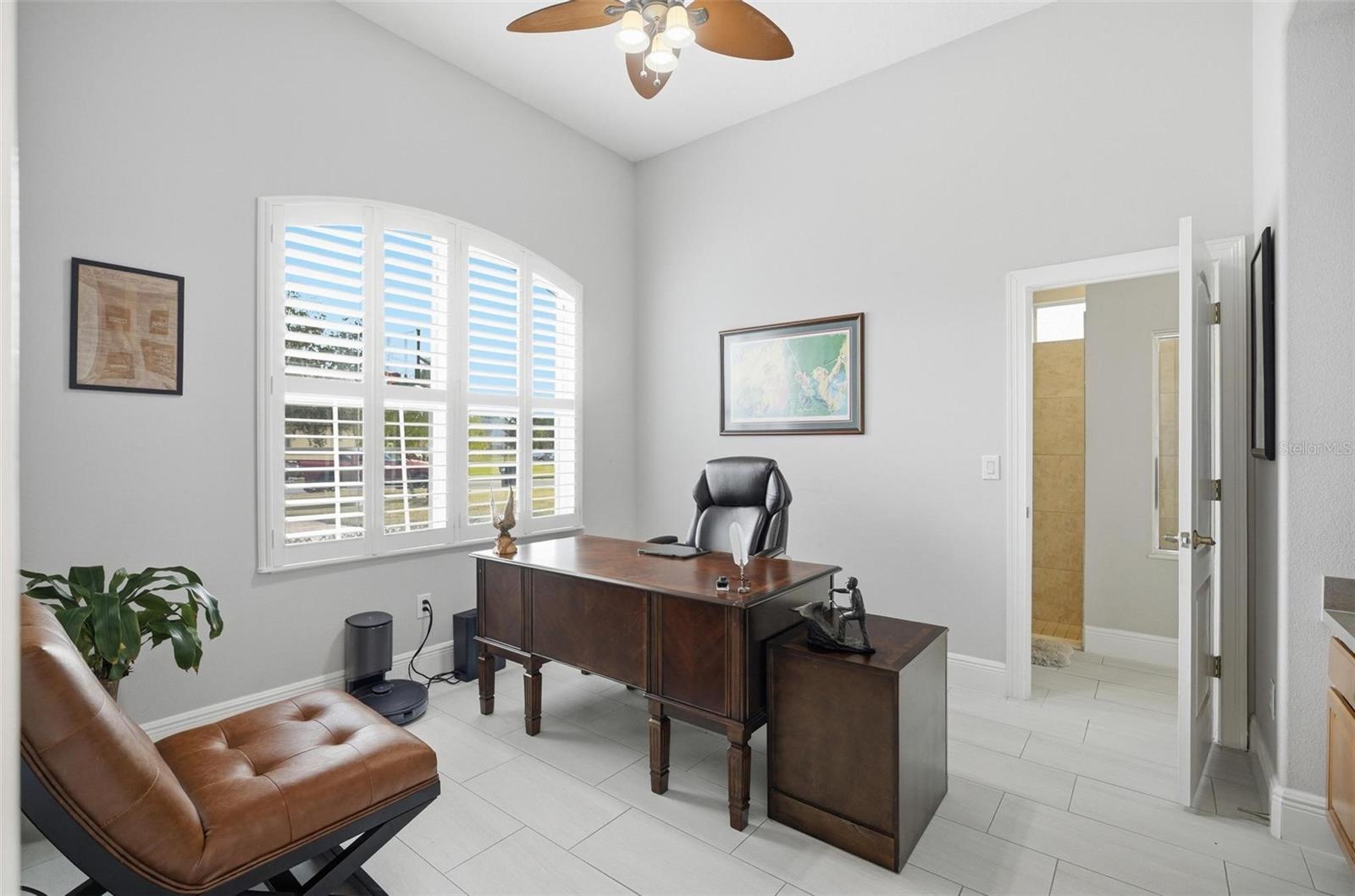 Image 27 of 96 For 2914 Lee Shore Loop