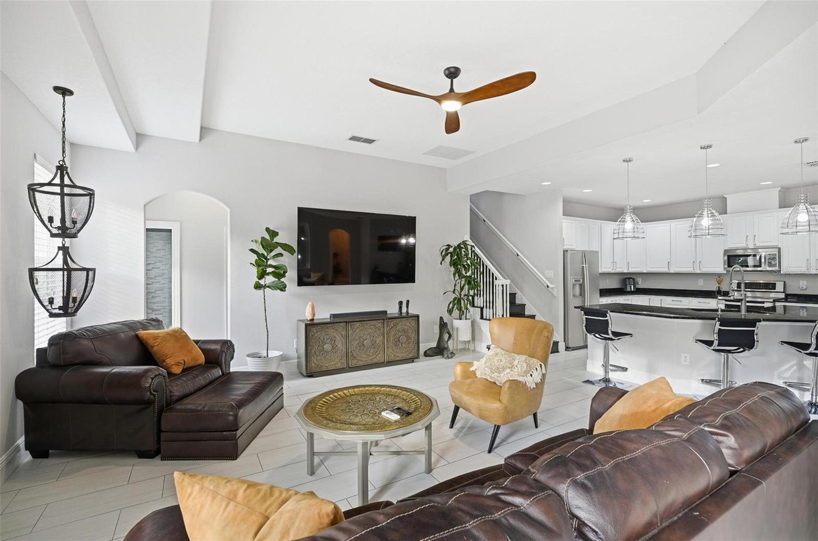 Image 38 of 96 For 2914 Lee Shore Loop