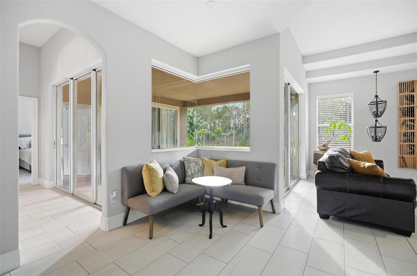 Image 42 of 96 For 2914 Lee Shore Loop