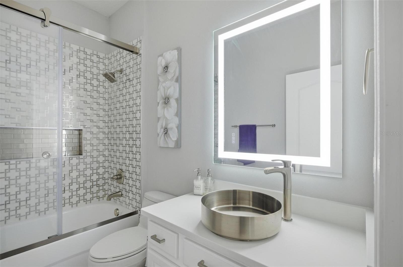 Image 64 of 96 For 2914 Lee Shore Loop