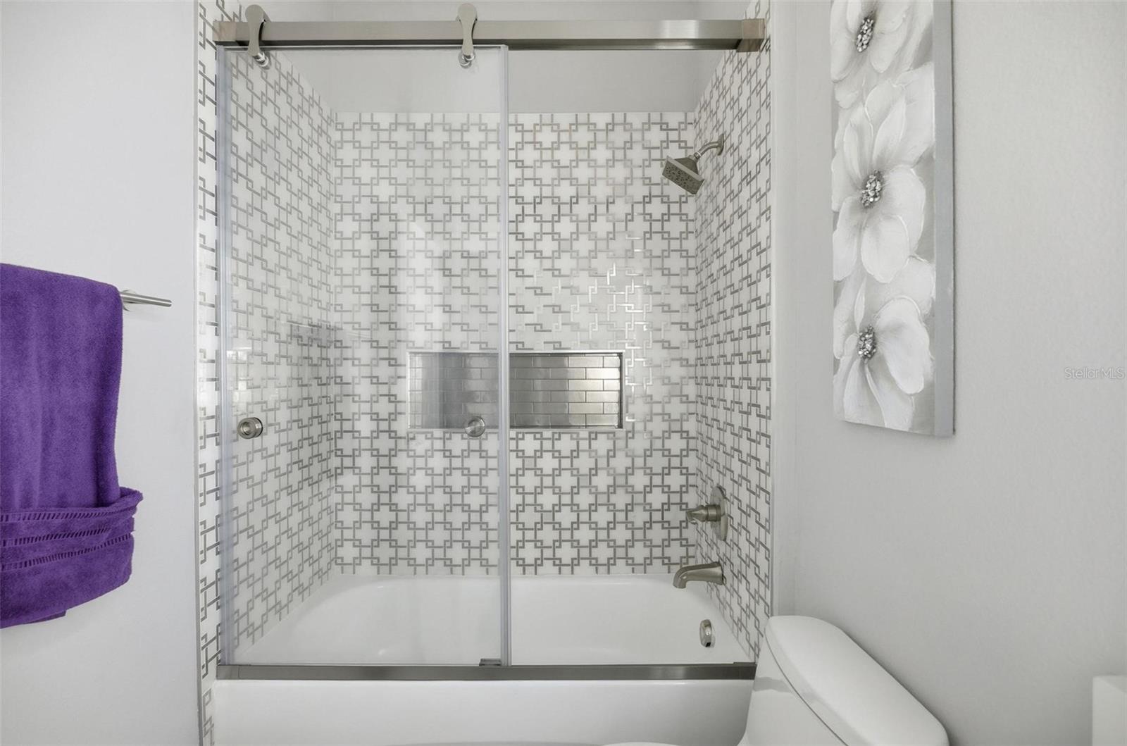 Image 65 of 96 For 2914 Lee Shore Loop