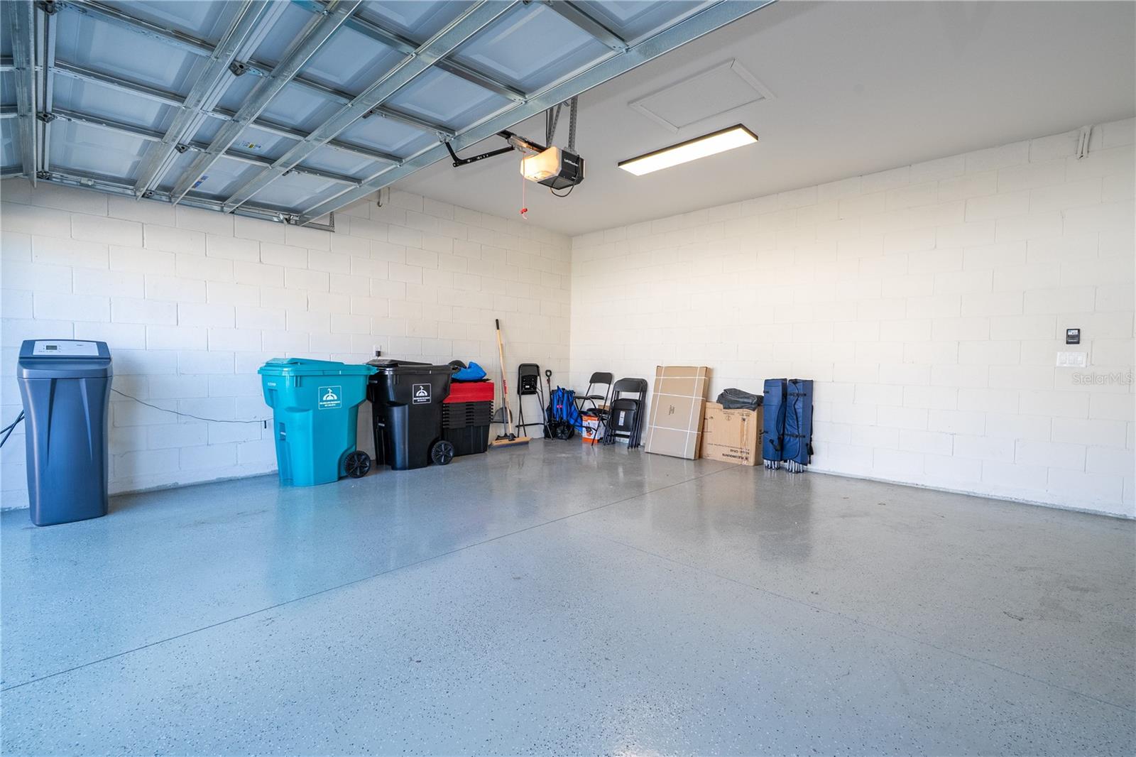 Image 61 of 71 For 14025 Kauai Drive