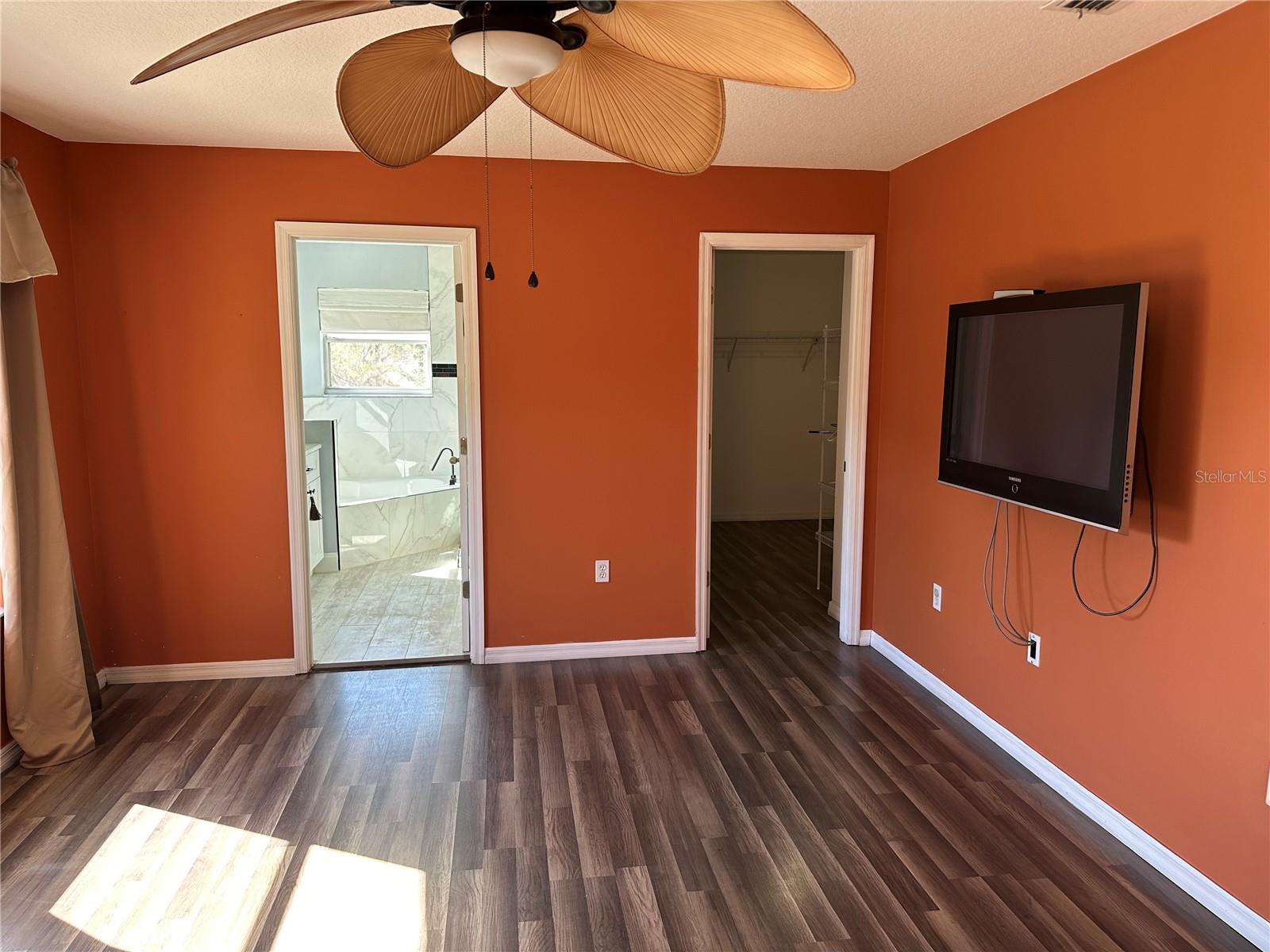 Image 20 of 46 For 4150 Vanern Way