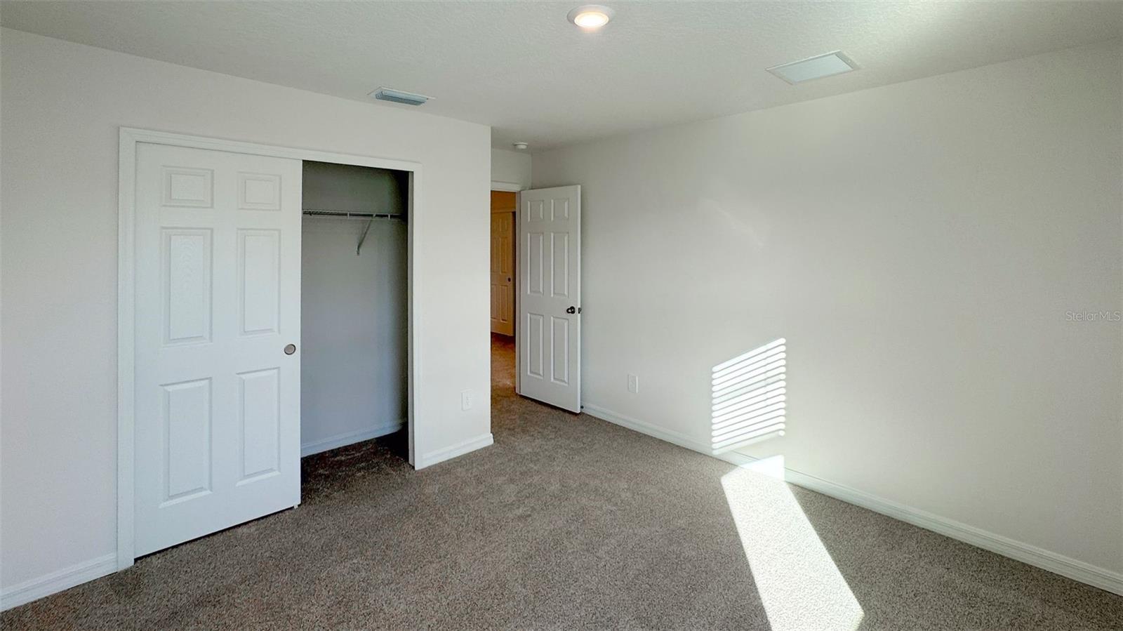 Image 19 of 33 For 2900 Wild Olive Drive